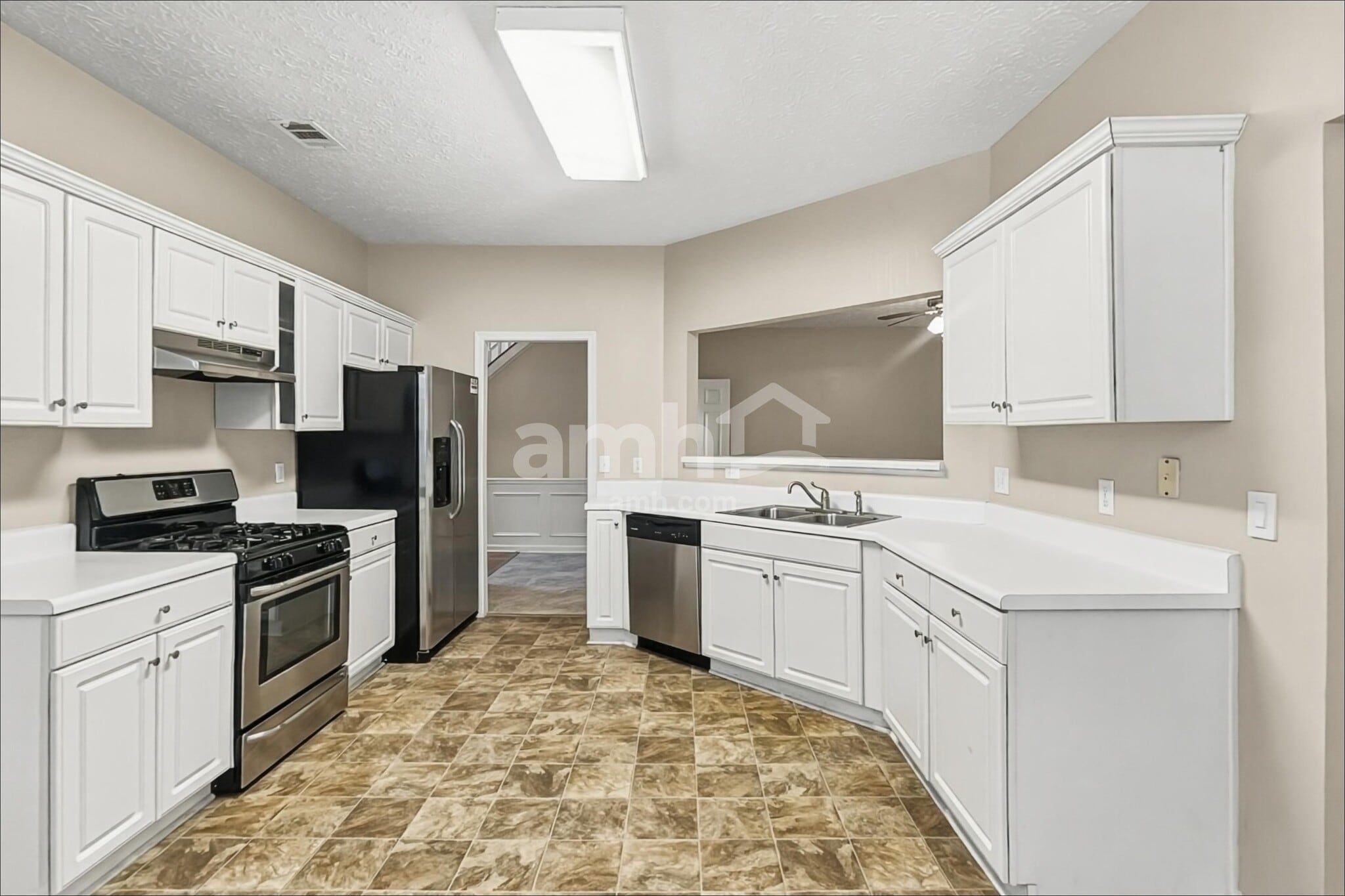 Building Photo - 3151 Serenade Ct