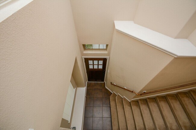 Building Photo - Beautifully Upgraded 3 Bedroom Townhome in The Woodlands Sterling Ridge