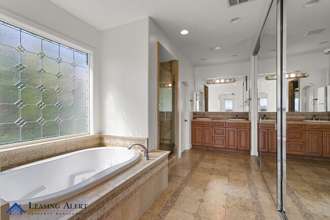 Building Photo - 26802 Pine Cliff Pl