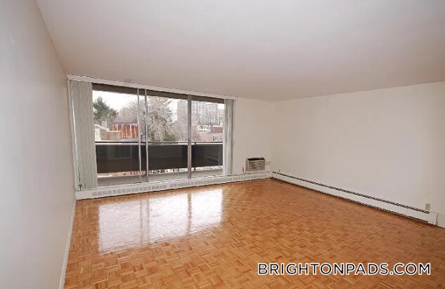 Building Photo - 125 Chiswick Rd