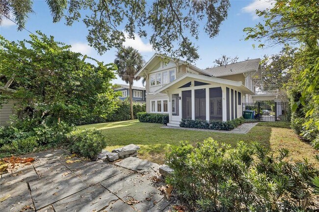 Building Photo - 3003 W Harbor View Ave