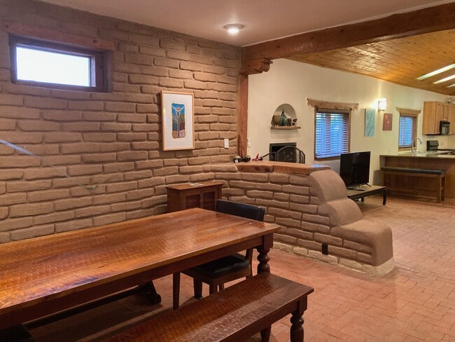 Building Photo - 5991 Corrales Rd