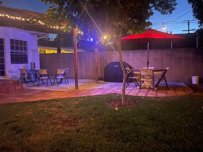 Building Photo - 12619 Emelita St