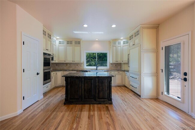 Building Photo - 2275 Cape Pine Way