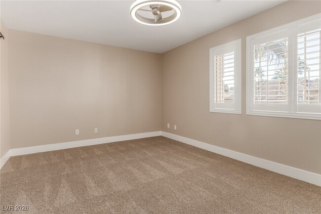 Building Photo - 264 Pointe Ranier Ave