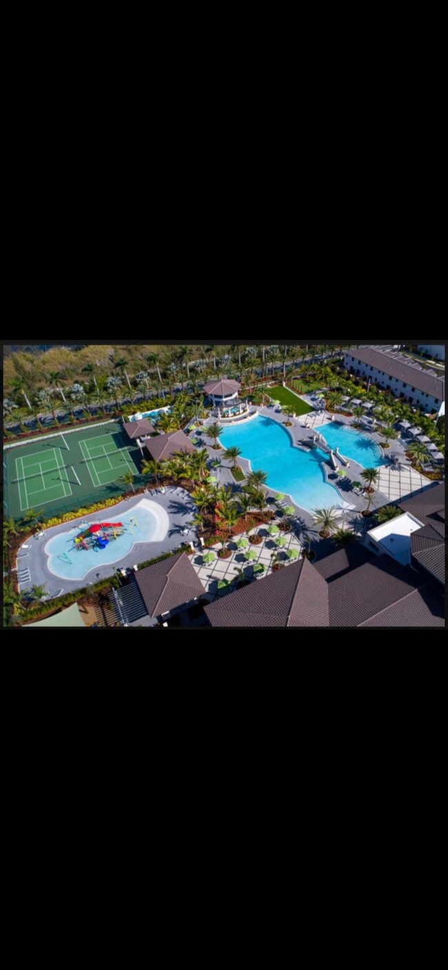 Building Photo - 8620 NW 97th Ave