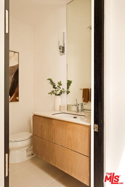 Building Photo - 1516 Forest Knoll Dr