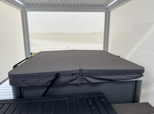 Building Photo - 5817 Flat Hill Dr