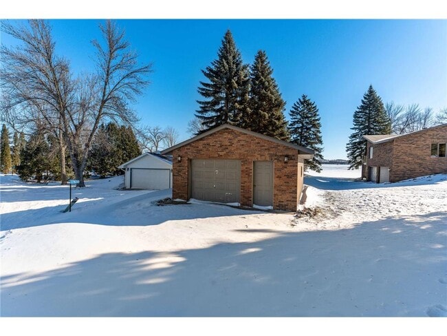 Building Photo - 17796 Cedar Park Loop