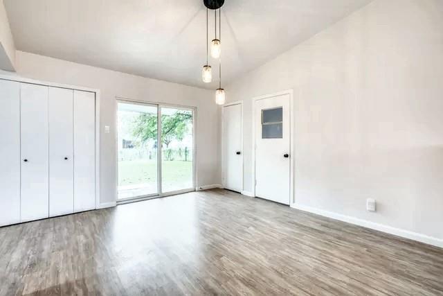 Building Photo - 203 S Forest Crest Dr