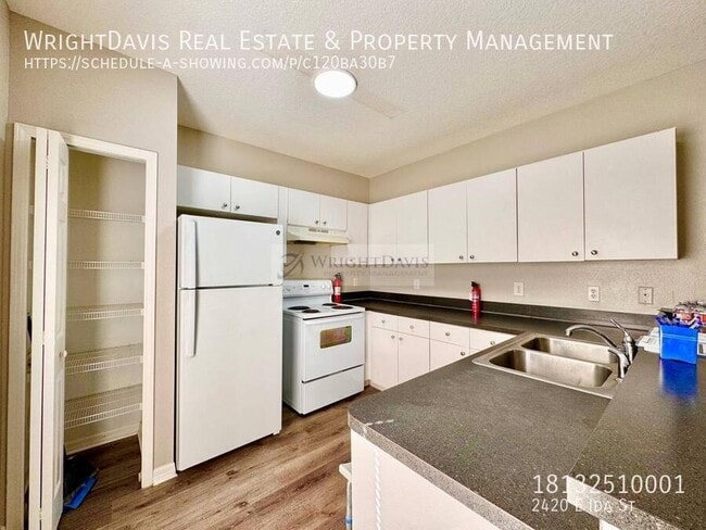 Building Photo - 2420 E Ida St