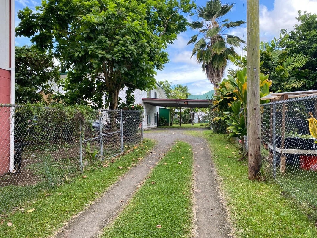 Building Photo - 165 Hoku St