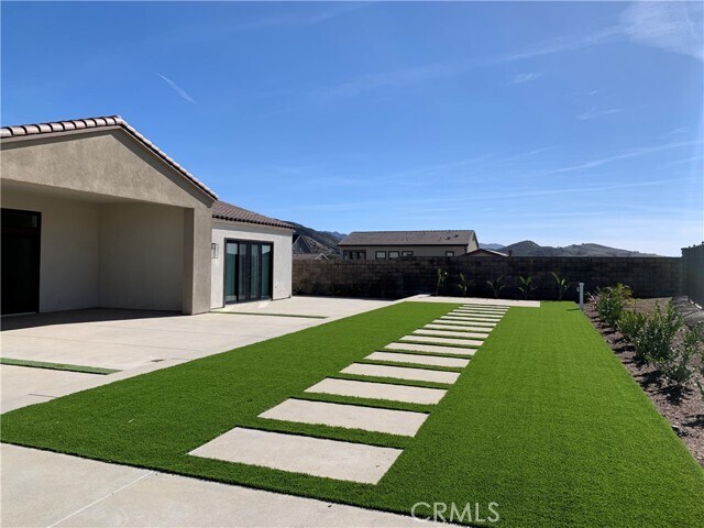 Building Photo - 18431 Boulder Blf