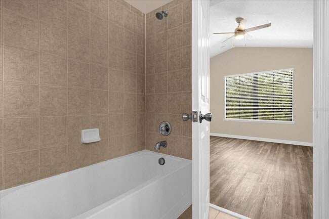 Building Photo - 3360 Windleshore Way