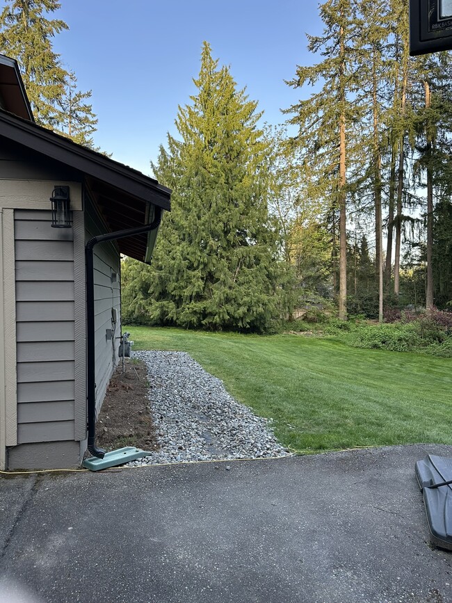 Building Photo - 4028 229th Ave SE