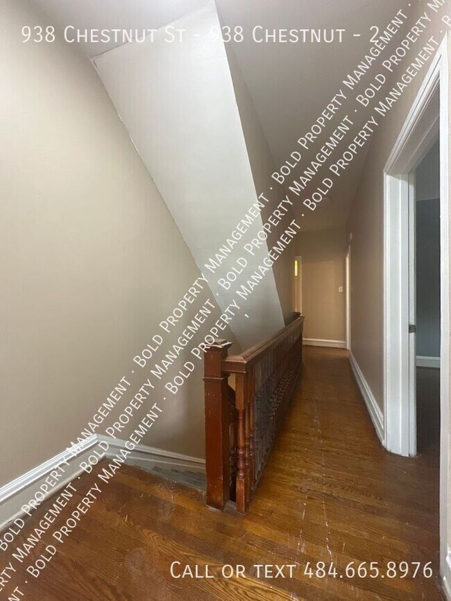 Building Photo - 938 Chestnut St
