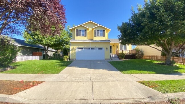 Primary Photo - 2503 E M Ave