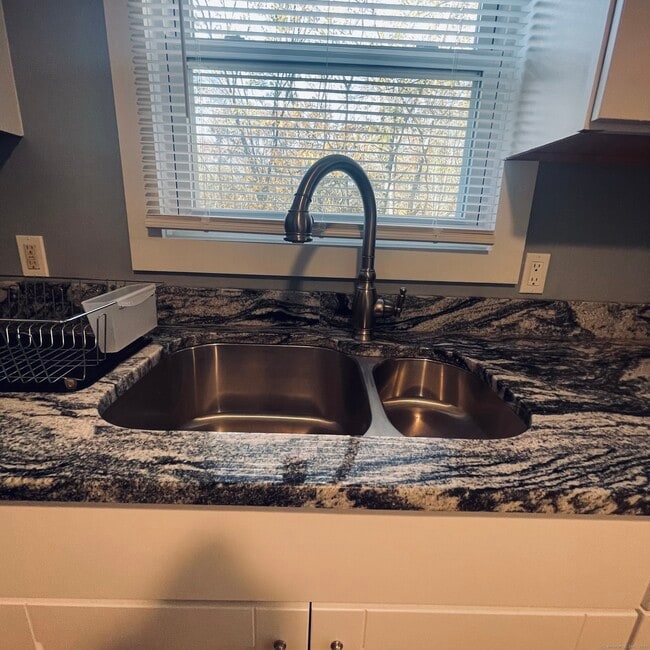 Building Photo - 205 Colonel Ledyard Hwy