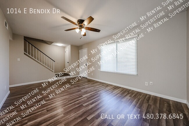 Building Photo - 1014 E Bendix Dr