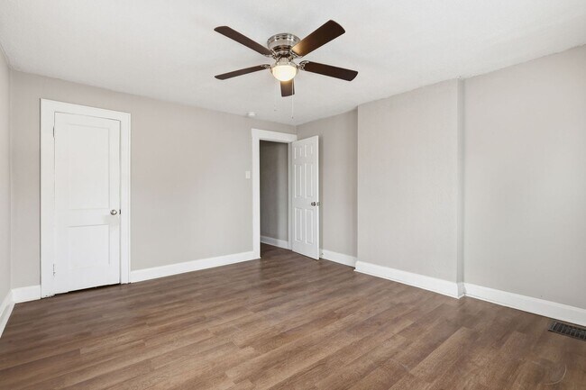 Building Photo - 783-785 S 18th St