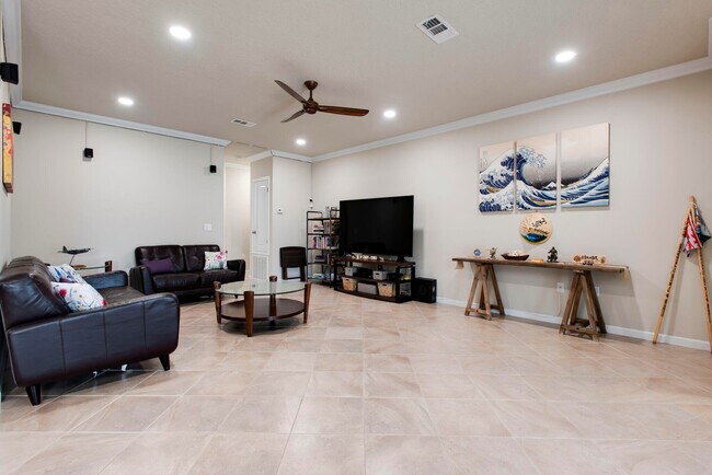 Building Photo - 4600 Hermosa Rd