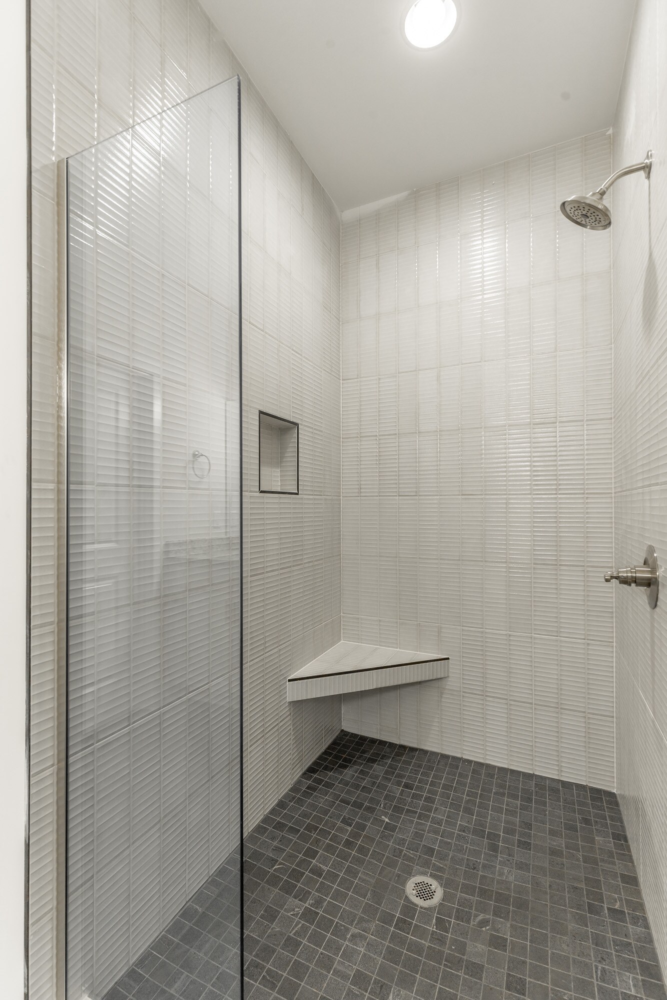 Building Photo - 4688 Heiskell Dr