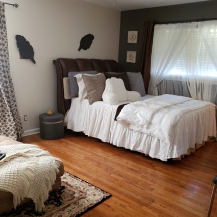 Building Photo - 4588 Hopewell Rd