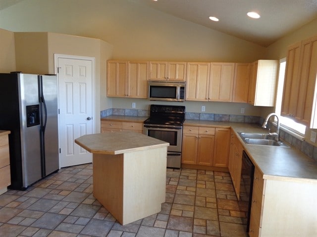 Building Photo - 2968 W 2025 N