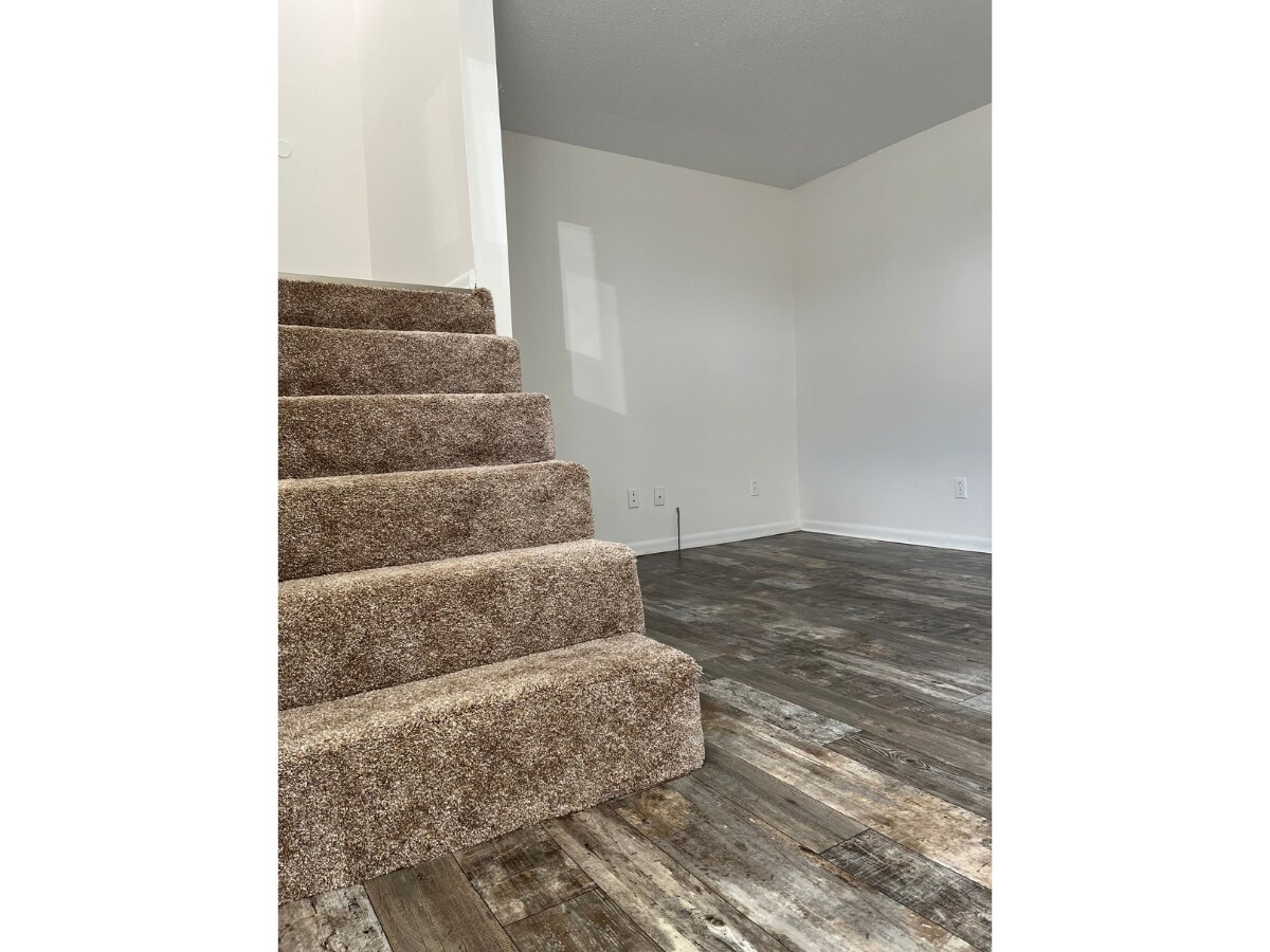 Building Photo - 141 Hendricks Blvd