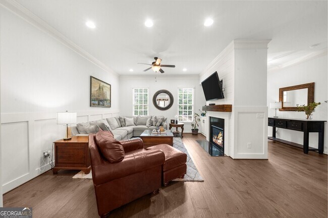 Building Photo - 410 Rose Garden Ln