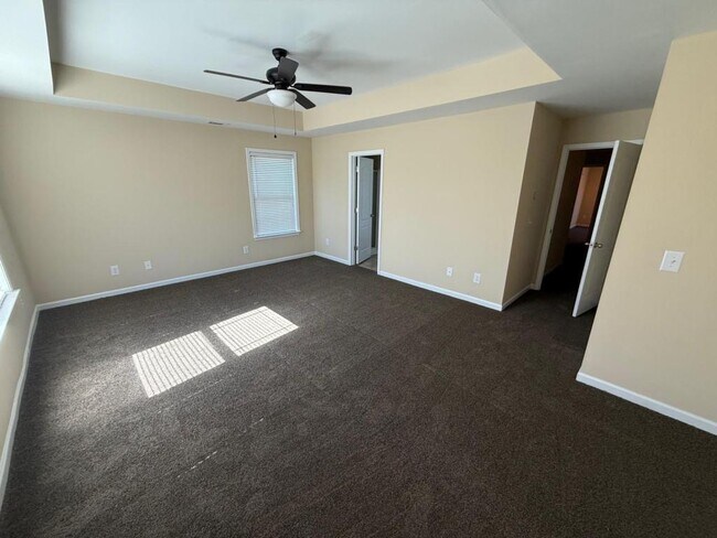 Building Photo - 538 Ivy Brook Way