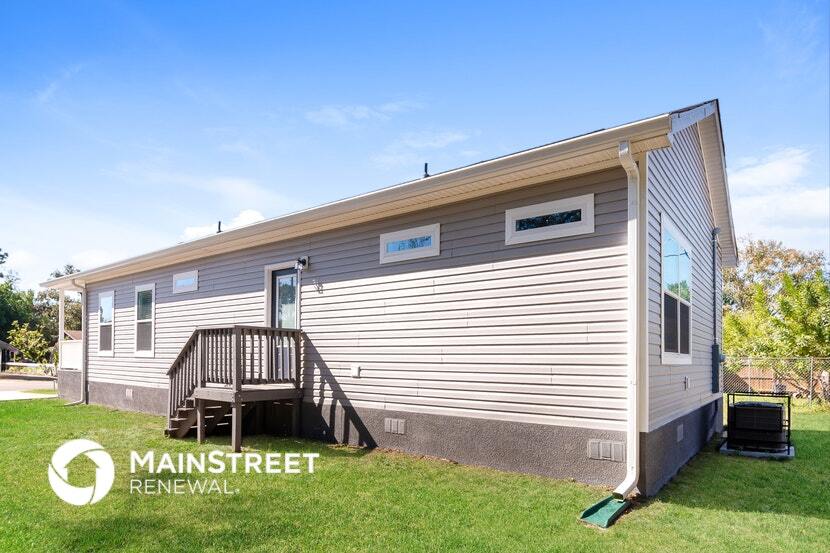 Building Photo - 509 60th Ave Dr W