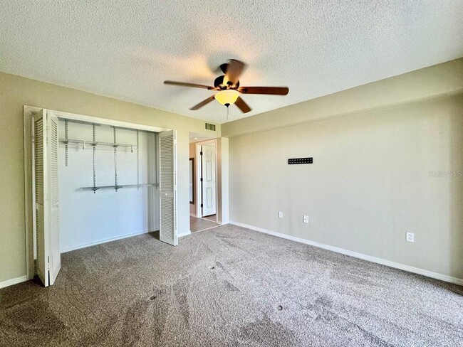 Building Photo - 5537 Sea Forest Dr