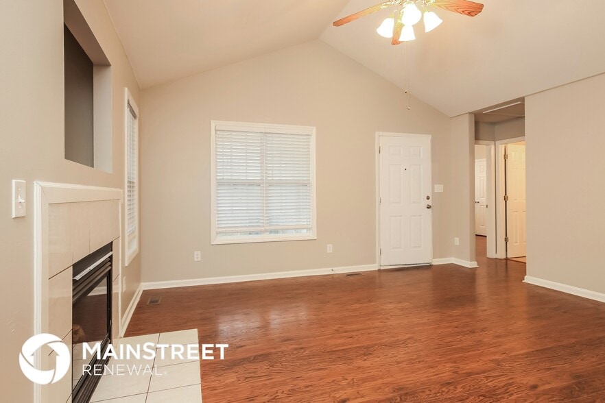 Building Photo - 105 Hazelwood Ct