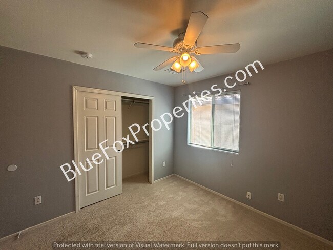 Building Photo - 7135 S Oakbank Dr