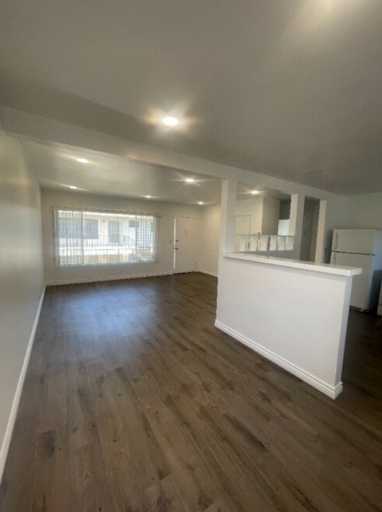 Building Photo - 521 N Marguerita Ave