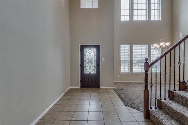 Building Photo - 1305 Lone Pine Dr