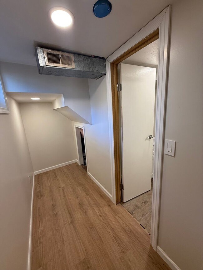 Building Photo - Cute 3 Bed/2 Bath Home Audubon area