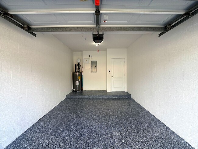 Building Photo - 538 Bexley Dr