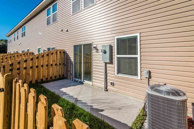 Building Photo - 129 Moultrie Village Ln