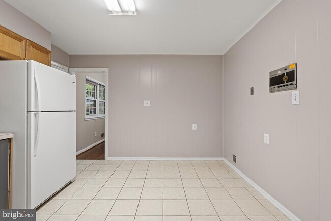 Building Photo - 9120 Kristin Ln