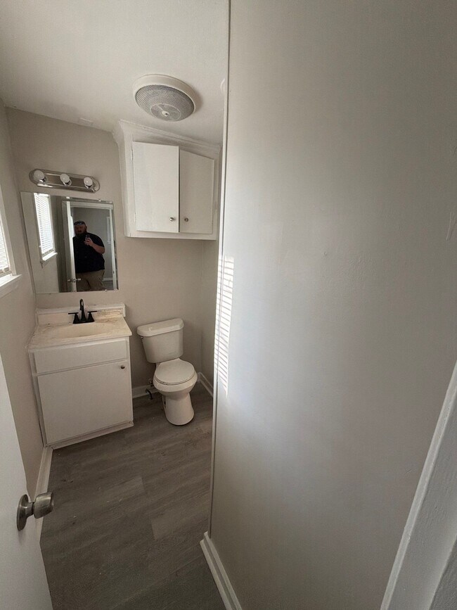 Building Photo - 228 Catalina Cir