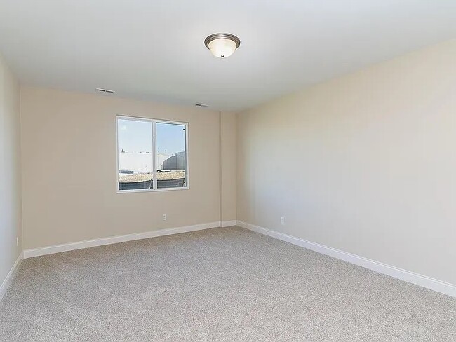 Building Photo - 9648 Venice St