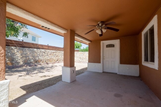 Building Photo - 11641 Desert Keep Dr