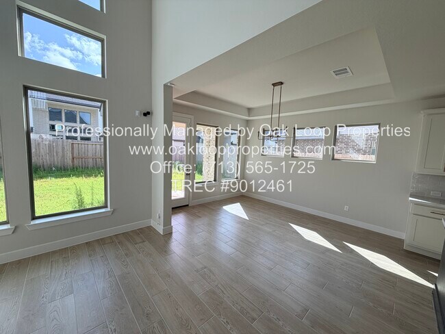 Building Photo - 30934 Vintage Crk Ln