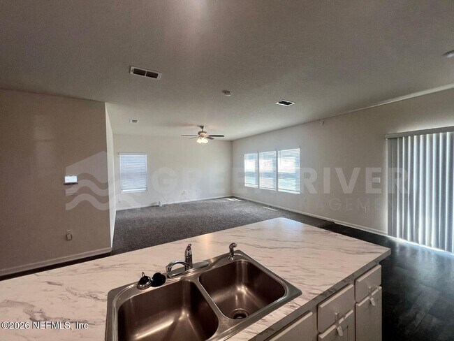 Building Photo - 6181 Bucking Bronco Dr
