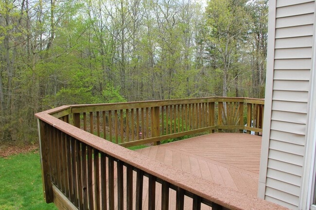 Building Photo - 1616 Benoli Ct