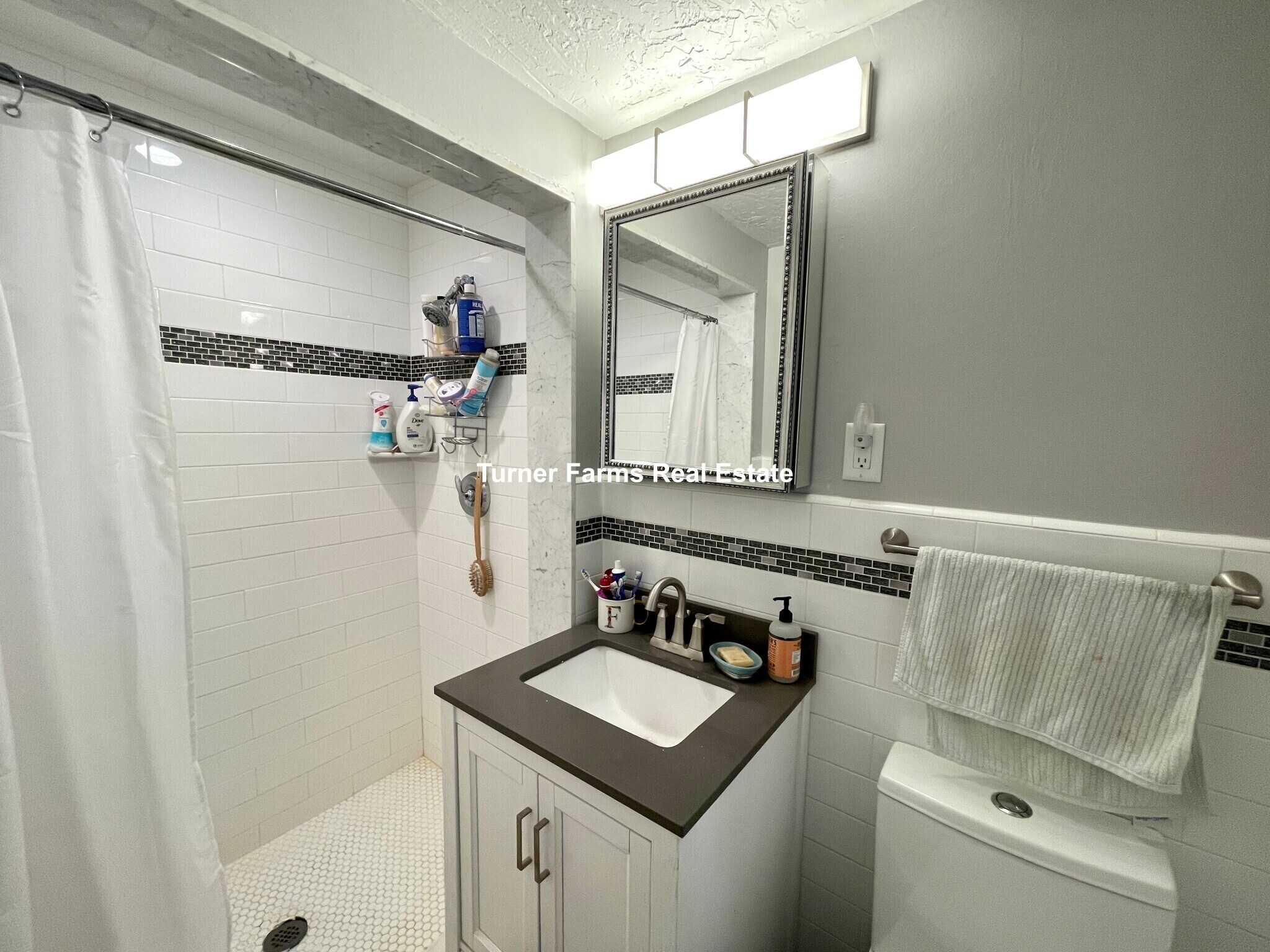 Building Photo - 89 Hudson St