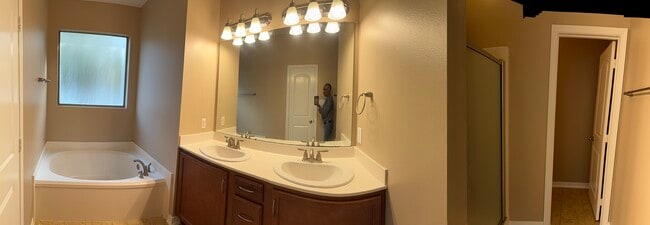 Building Photo - 169 Jack Pine Ln