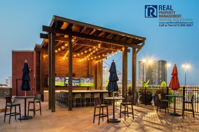 Building Photo - Modern, high-end condo in the ICON! So many amenities! Offering half off first months rent!